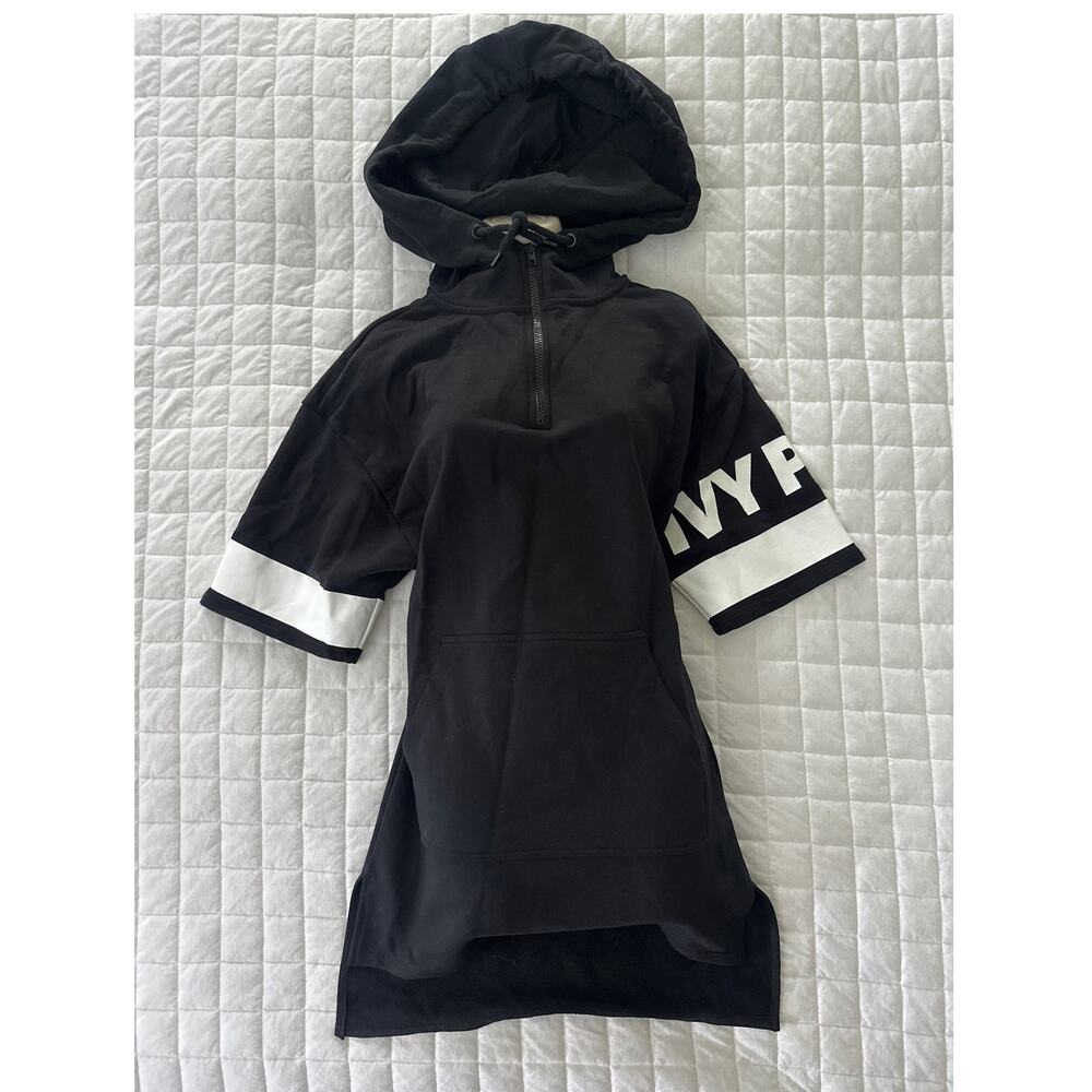 IVY PARK Black Hooded Short-Sleeve Dress with White Sleeve Stripe